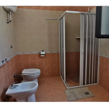 Hotel A Due Passi Da Merine